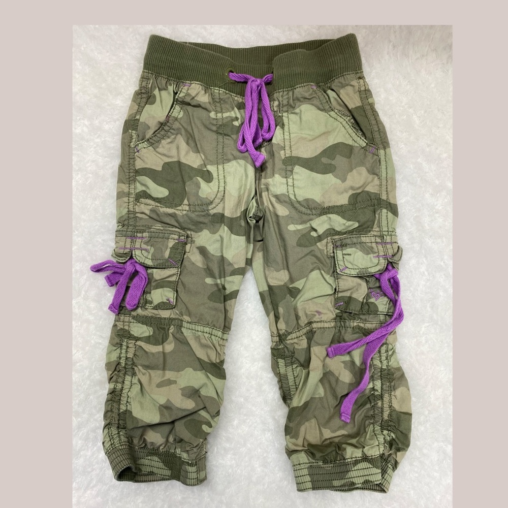 Justice, green camouflage cargo pants, size 6